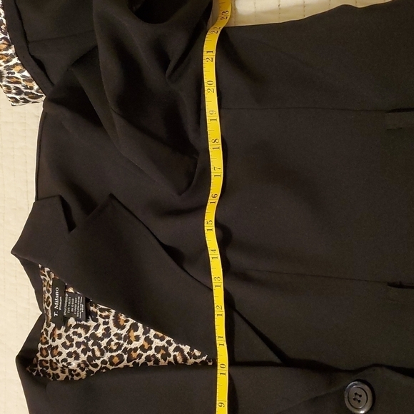 T Milano Woman black & animal print jacket size 14W - Picture 6 of 7